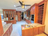  of property in Magalieskruin