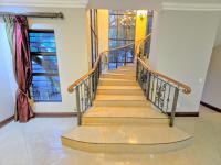  of property in Magalieskruin