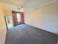  of property in Magalieskruin