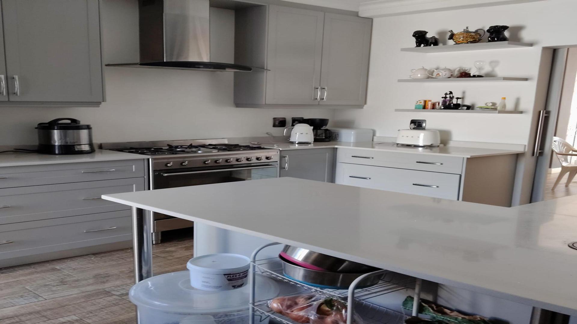 Kitchen of property in Sharonlea