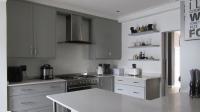 Kitchen - 23 square meters of property in Sharonlea
