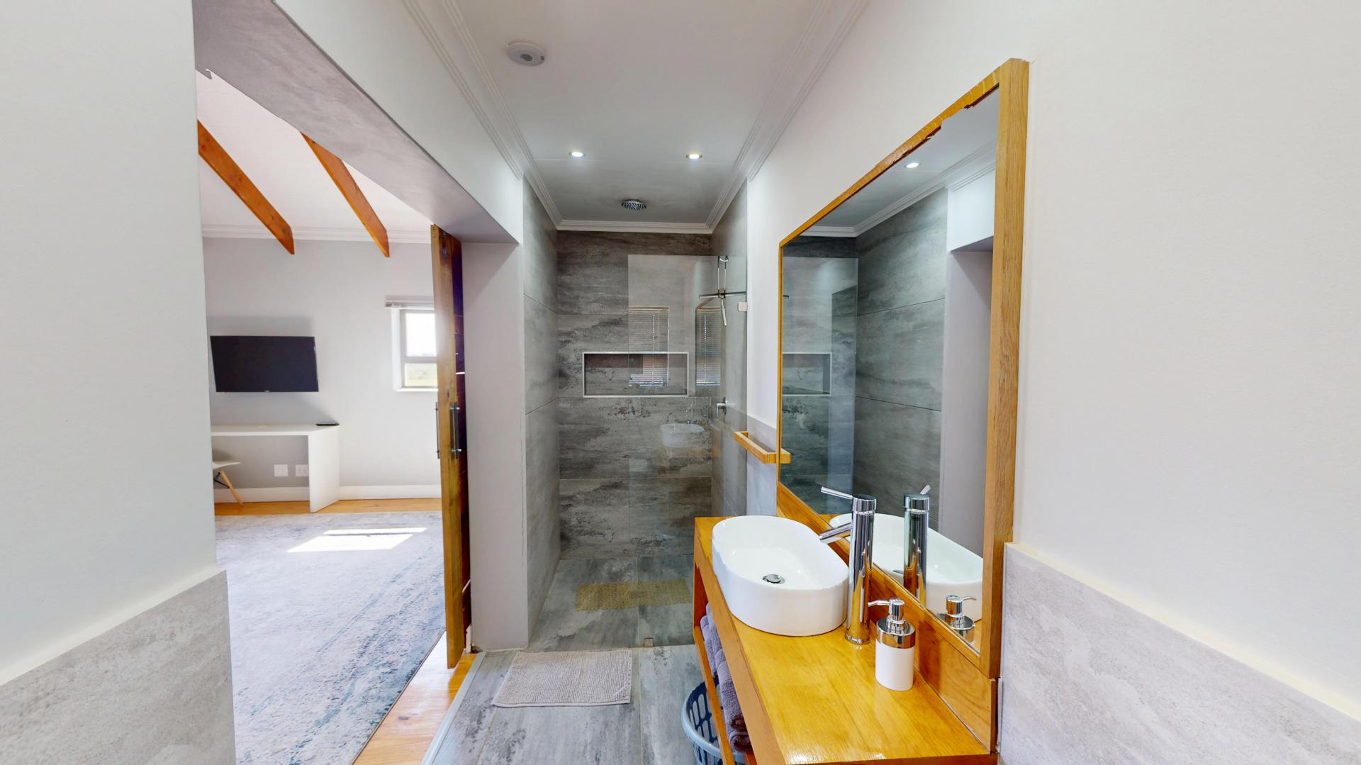  of property in Paarl