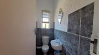 Guest Toilet - 3 square meters of property in Dalpark