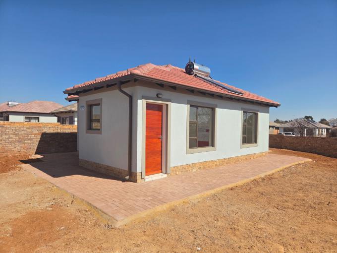2 Bedroom House for Sale For Sale in Brakpan - MR711568
