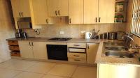 Kitchen of property in Geelhoutpark