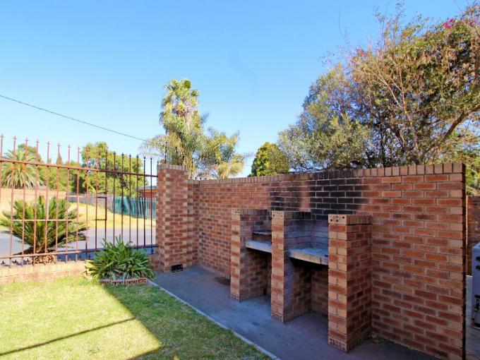 1 Bedroom Apartment for Sale For Sale in Kempton Park - MR711589