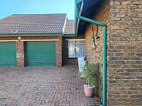  of property in Rensburg