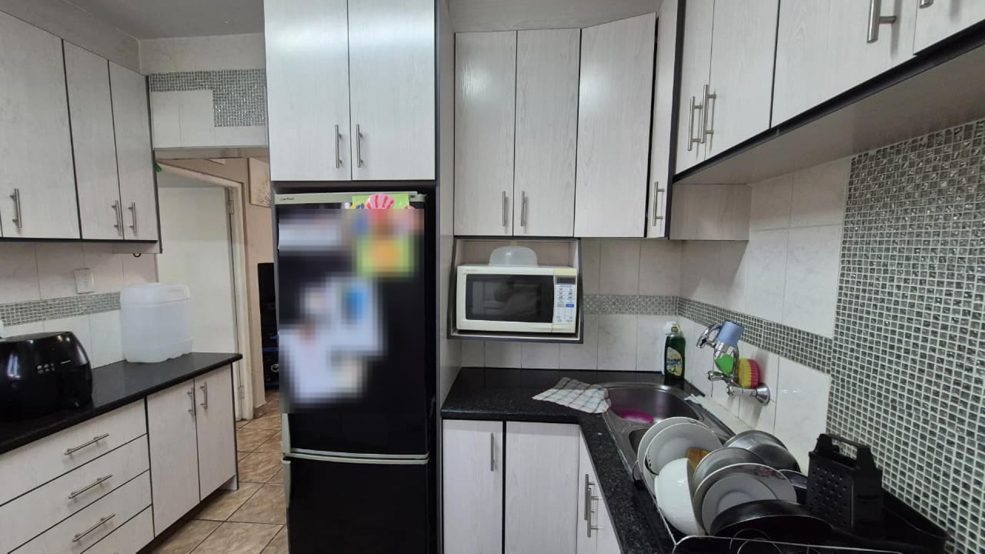 Kitchen of property in New Modder