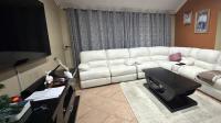 Lounges of property in Hurlyvale