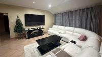 Lounges of property in Hurlyvale