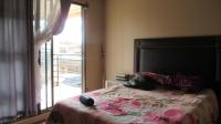 Bed Room 1 - 11 square meters of property in Thulani