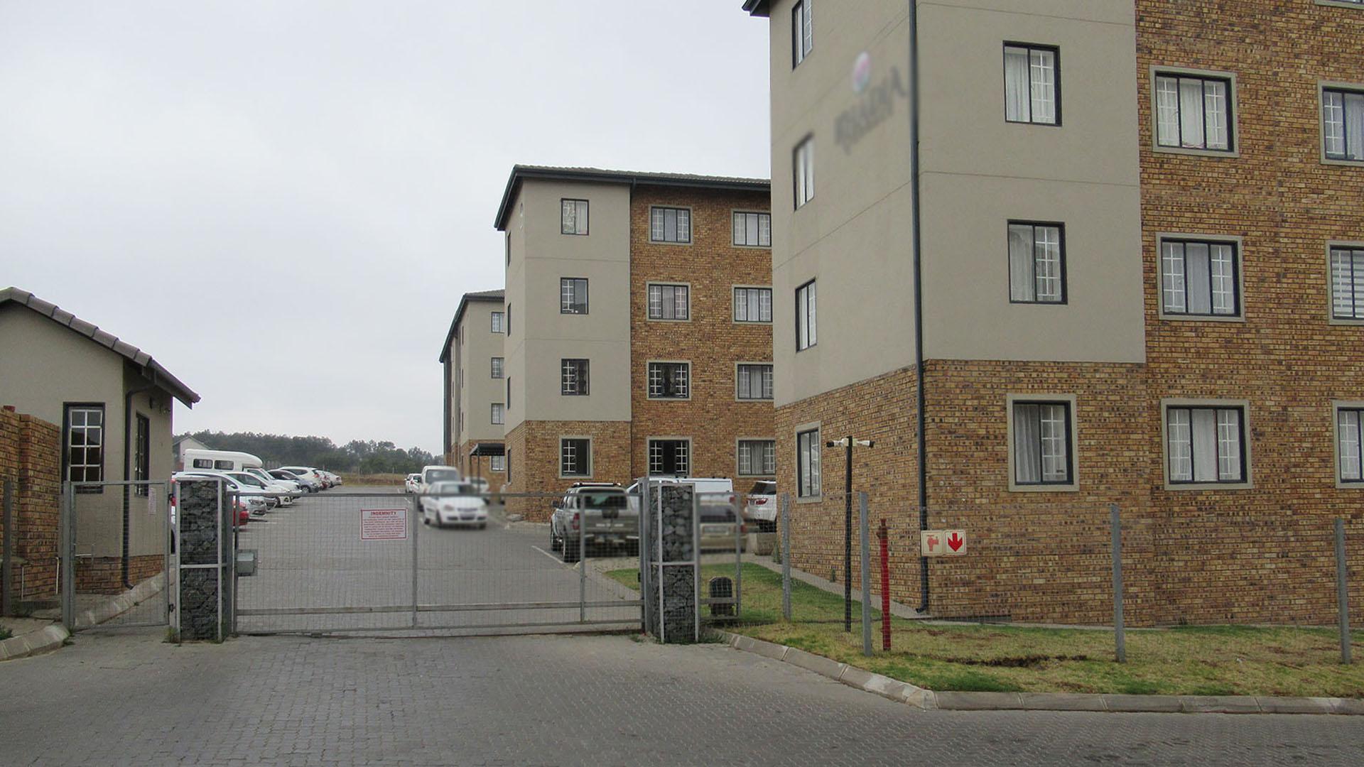 Front View of property in South Hills