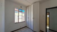 Bed Room 2 - 12 square meters of property in Krugersdorp West