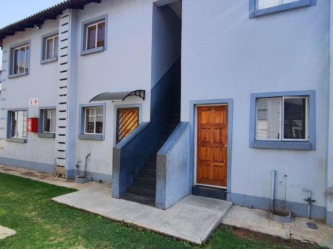 2 Bedroom Apartment for Sale For Sale in Crystal Park - MR711685