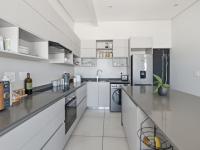  of property in Bloubergstrand