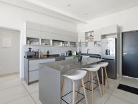  of property in Bloubergstrand