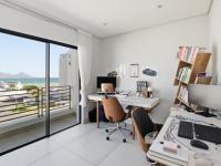  of property in Bloubergstrand