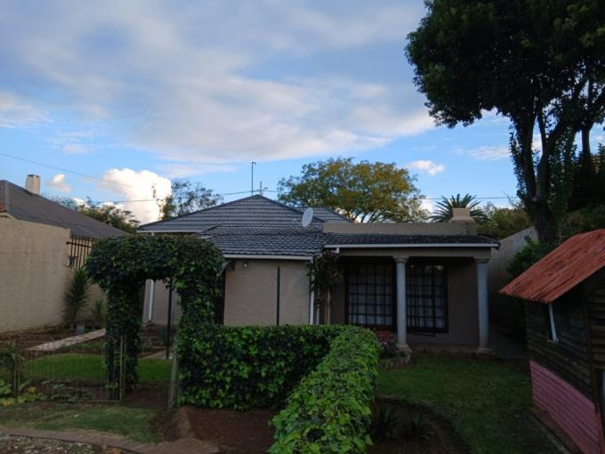 3 Bedroom House for Sale For Sale in Turffontein - MR711715