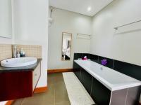  of property in Menlo Park