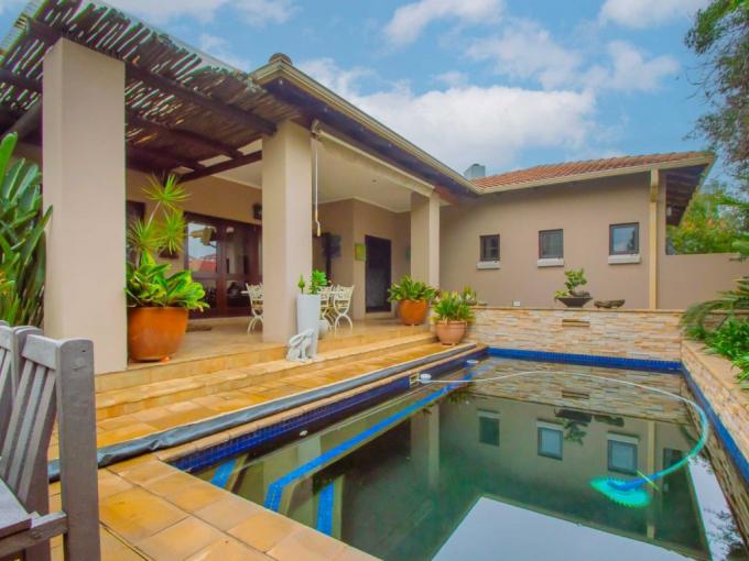 3 Bedroom House for Sale For Sale in Honeydew Ridge - MR711761