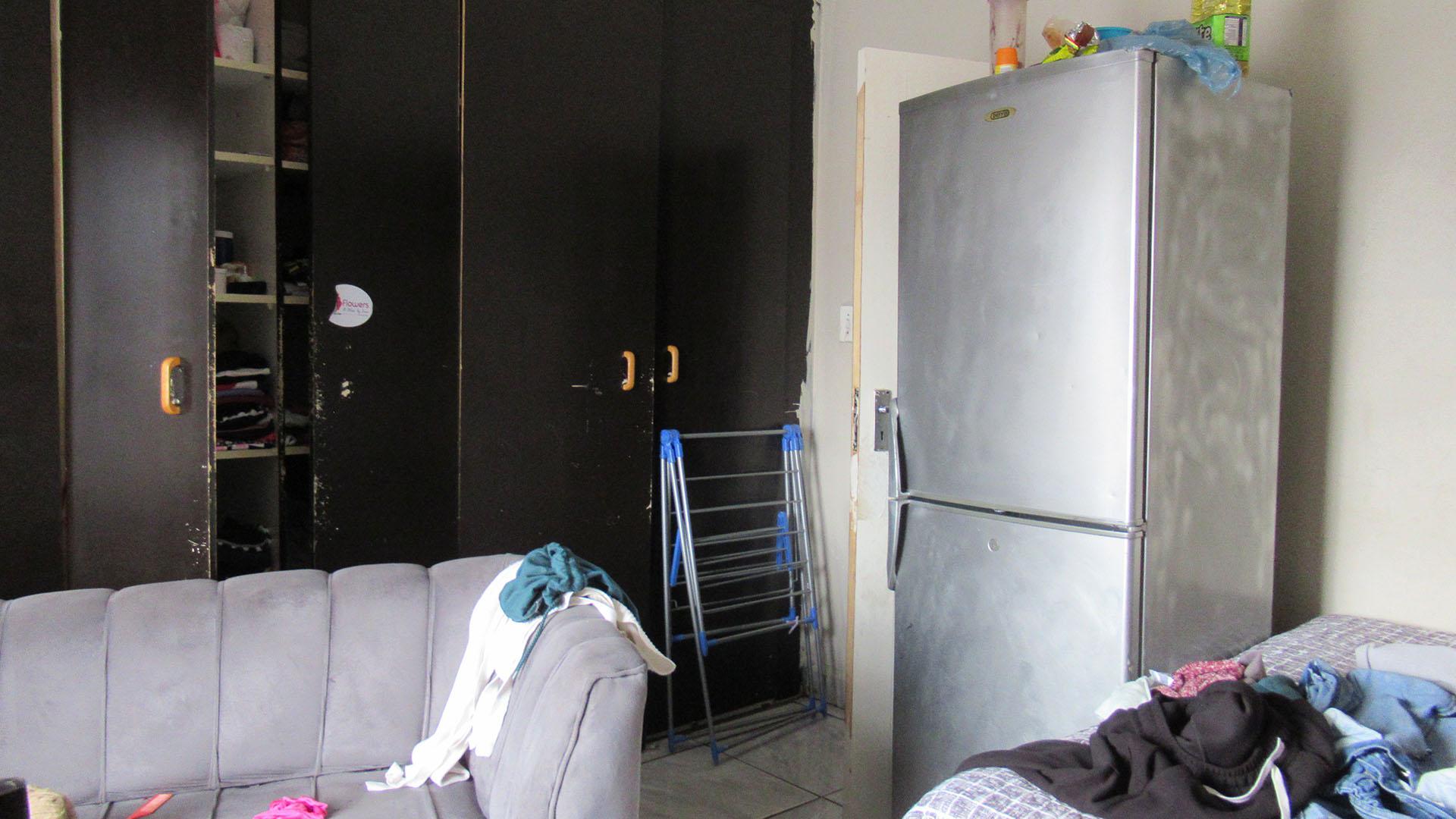 Bed Room 1 - 21 square meters of property in Turffontein