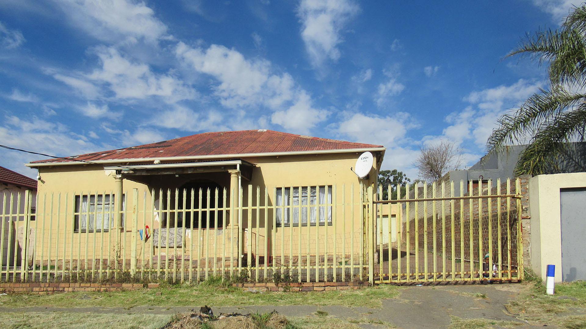 Front View of property in Turffontein