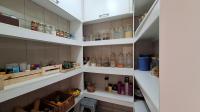 Kitchen - 40 square meters of property in Farrarmere