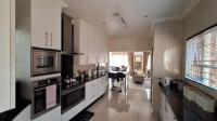 Kitchen - 40 square meters of property in Farrarmere