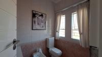 Main Bathroom - 14 square meters of property in Farrarmere