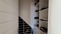 Main Bedroom - 61 square meters of property in Farrarmere