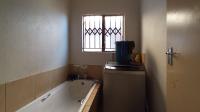 Bathroom 1 - 6 square meters of property in Elandspoort