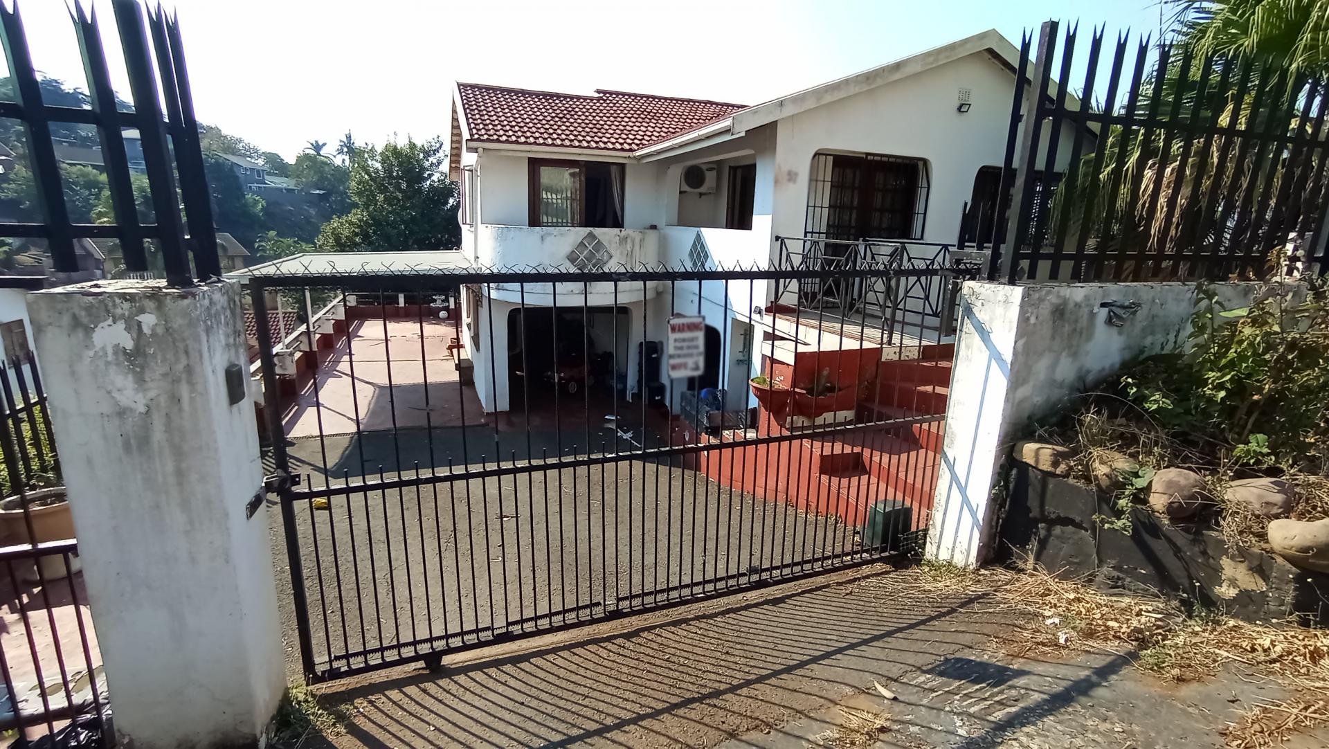 Front View of property in Tongaat