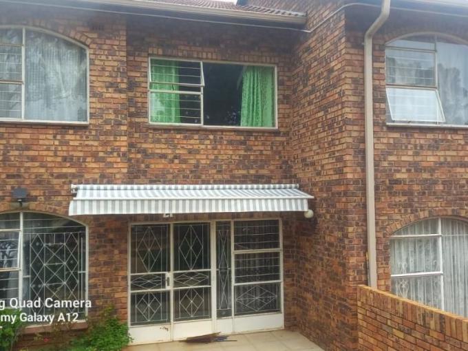 3 Bedroom Duplex for Sale For Sale in Fleurhof - MR711807