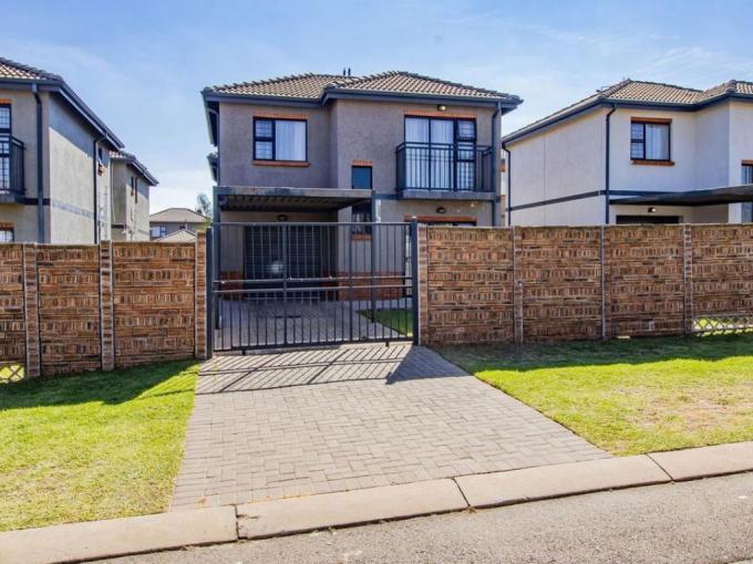 3 Bedroom House for Sale For Sale in Alberton - MR711810