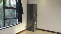 Lounges - 42 square meters of property in Strubensvallei