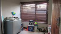 Spaces - 53 square meters of property in Strubensvallei