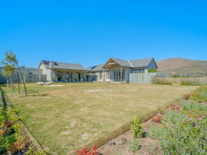 3 Bedroom House for Sale For Sale in The Lakes - MR711812