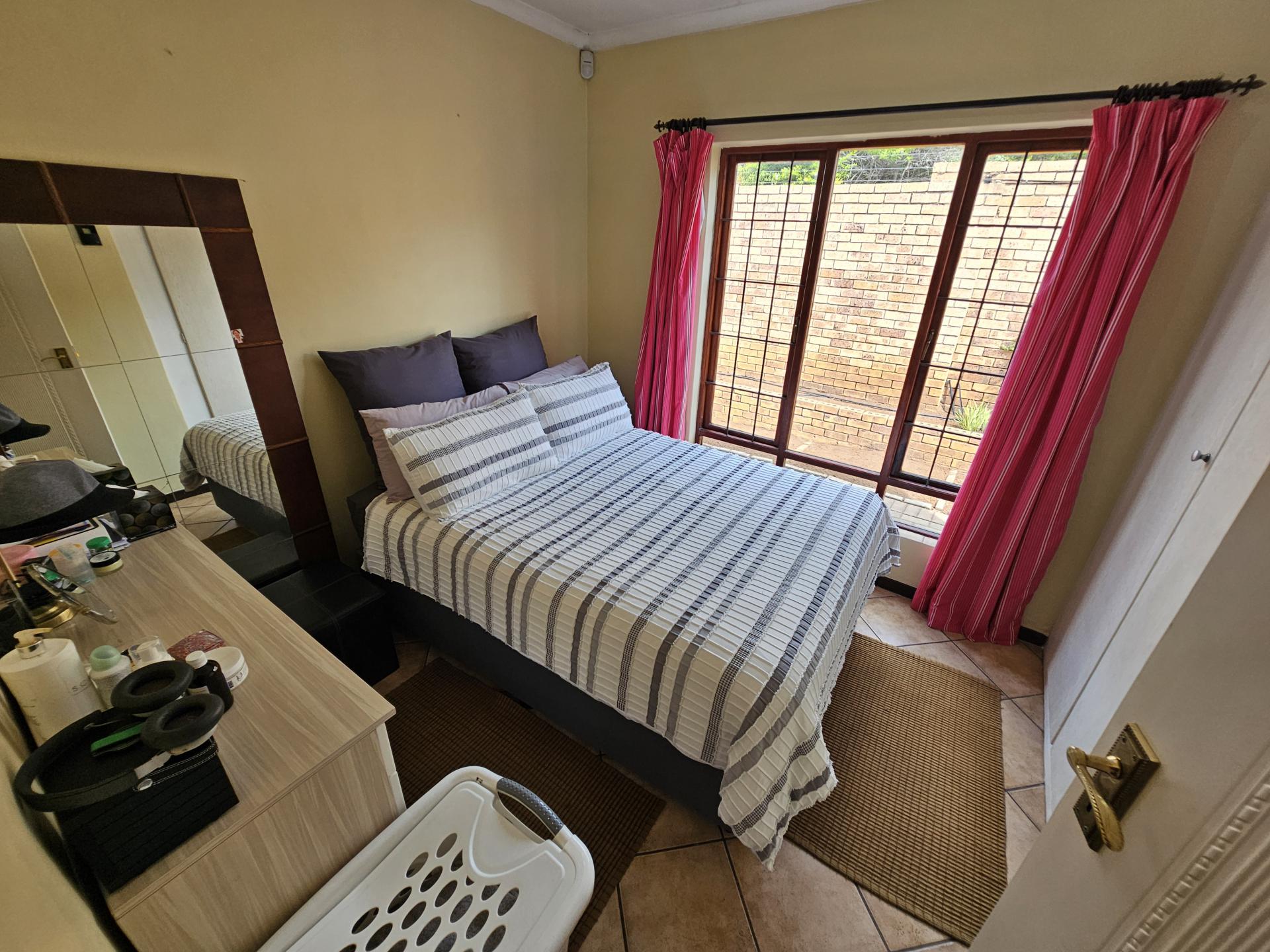  of property in Monavoni