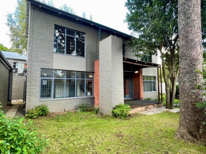 3 Bedroom House for Sale For Sale in Menlo Park - MR711824