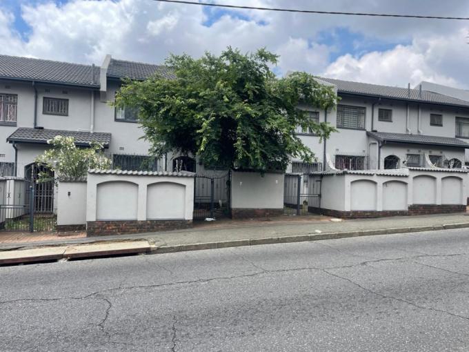 2 Bedroom Simplex for Sale For Sale in Haddon - MR711852