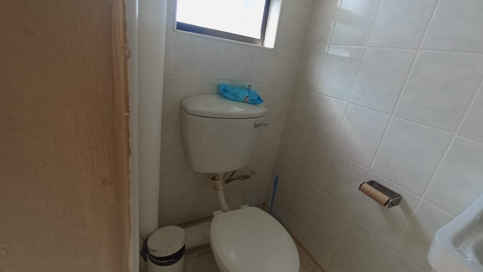 Main Bathroom - 3 square meters of property in St Micheals on Sea