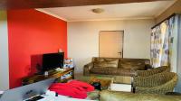 Lounges of property in The Orchards