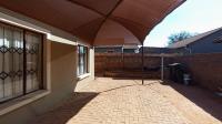Carport  - 21 square meters of property in The Orchards