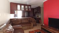 Lounges - 13 square meters of property in The Orchards