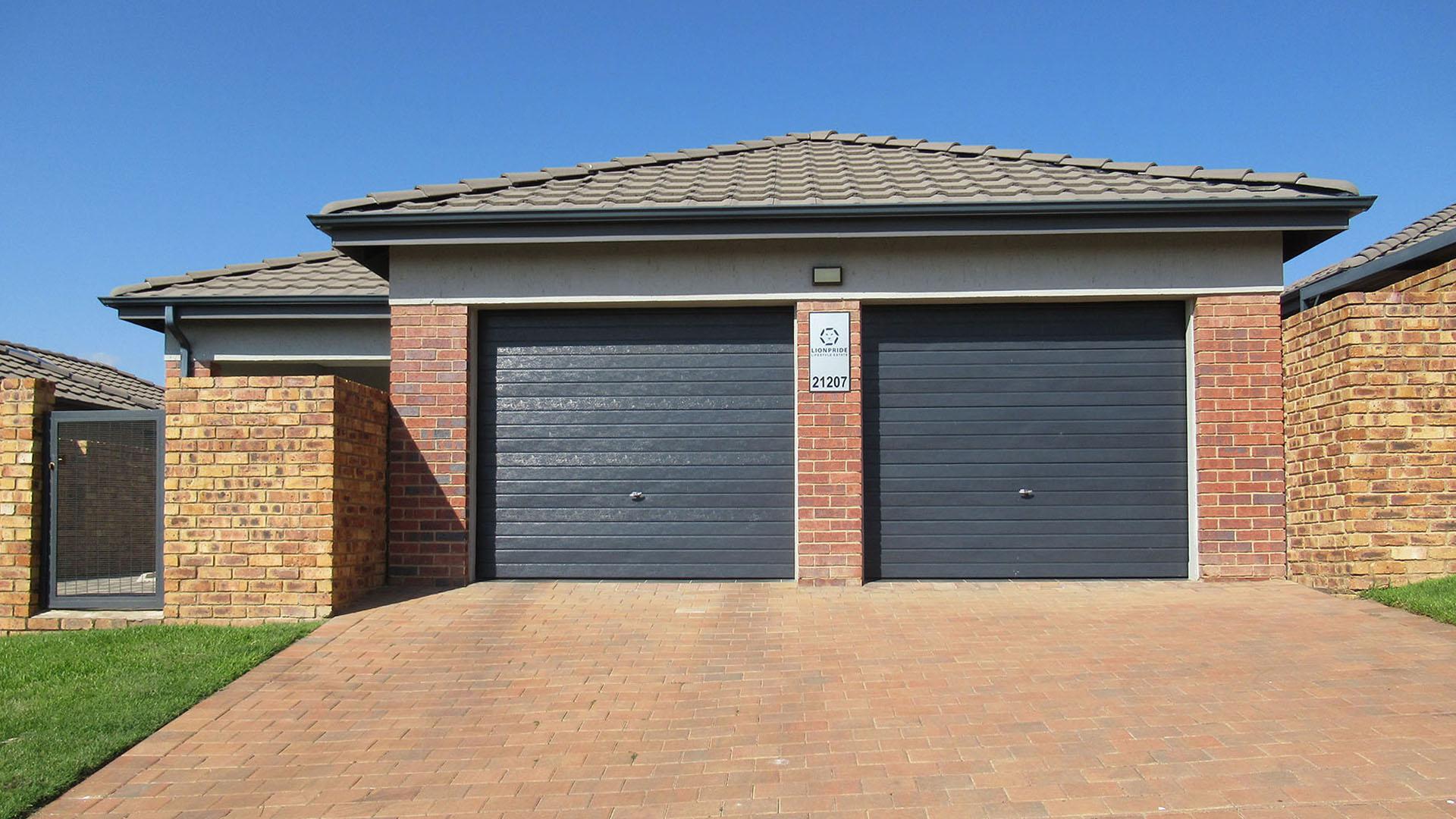 Front View of property in Cosmo City