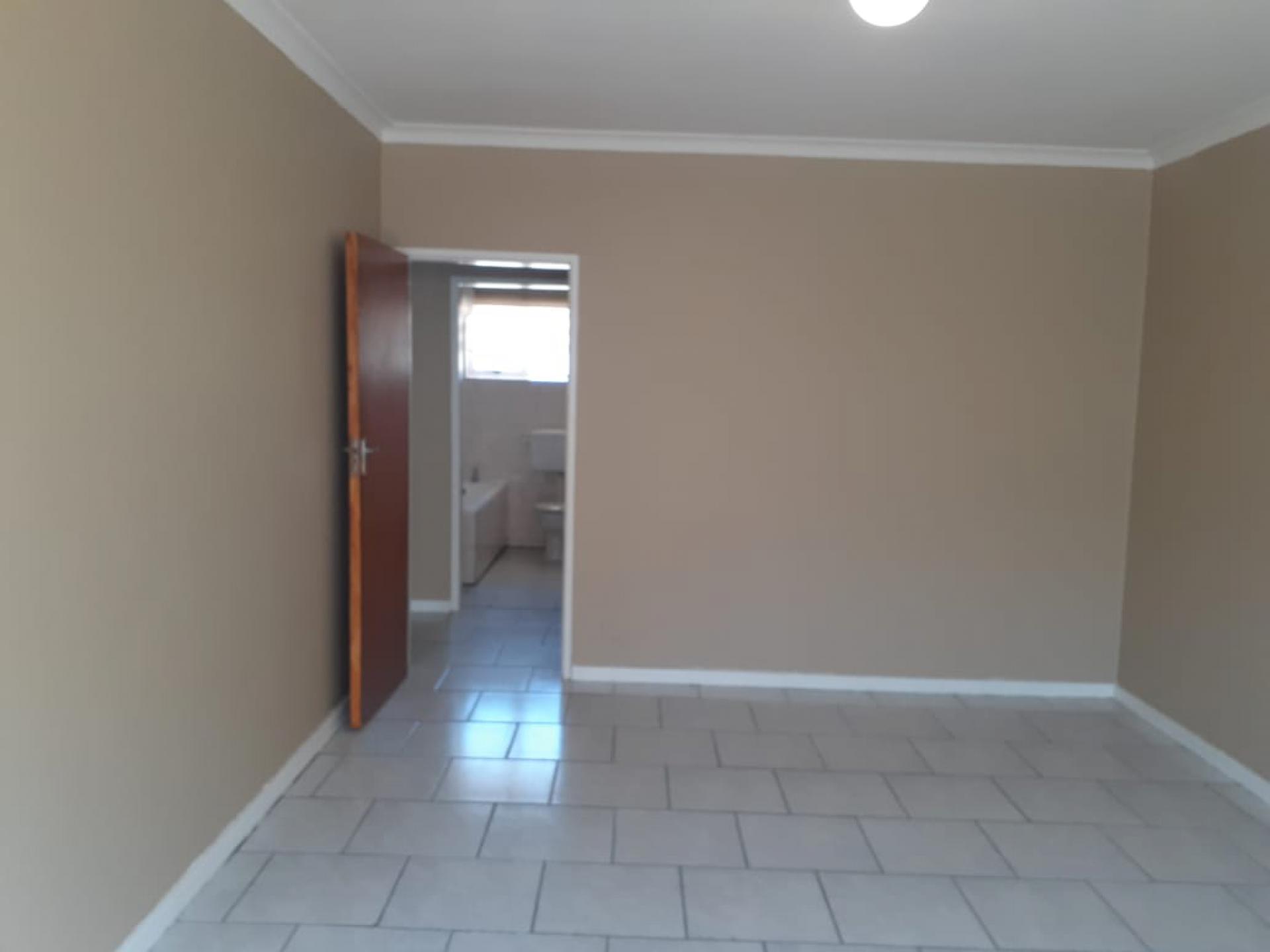  of property in Sydenham - PE