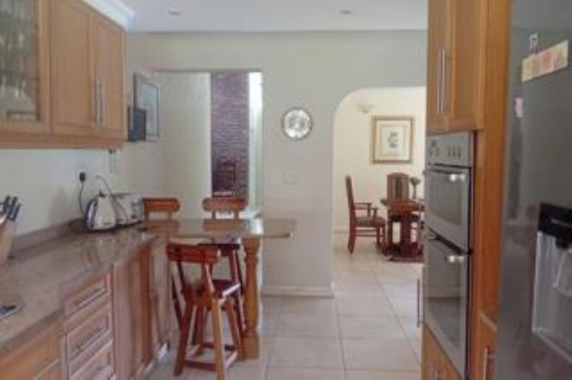  of property in Kloof 
