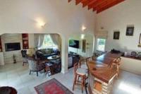 of property in Kloof 
