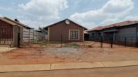 Front View of property in Boitekong