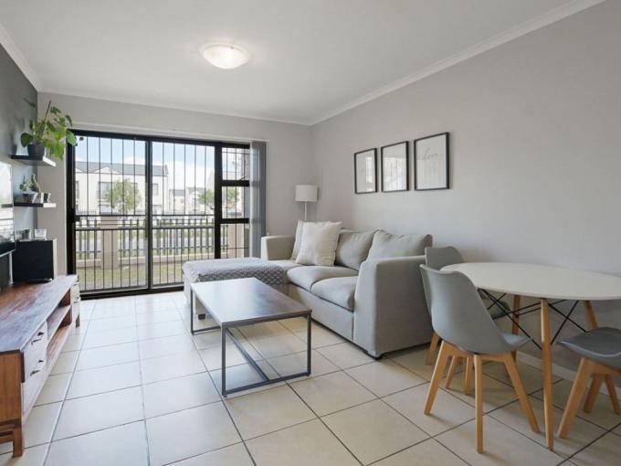 2 Bedroom Apartment for Sale For Sale in Burgundy Estate - MR711913